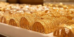 الذهب يتجه إلى تسجيل أفضل أداء شهري منذ أكثر من عام - موقع رادار